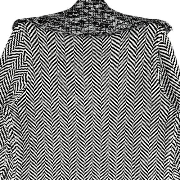 WHBM Women's Black/White Chevron Open Front Knit Cardigan Sweater Sz Medium NWOT - Picture 4 of 10